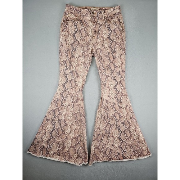Shyanne Denim - Shyanne Bell Bottoms Jeans Size 30x32 Taupe Snake Skin Print High Rise Flare